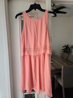 Sleeveless Peach Layered Lace-Trim Dress